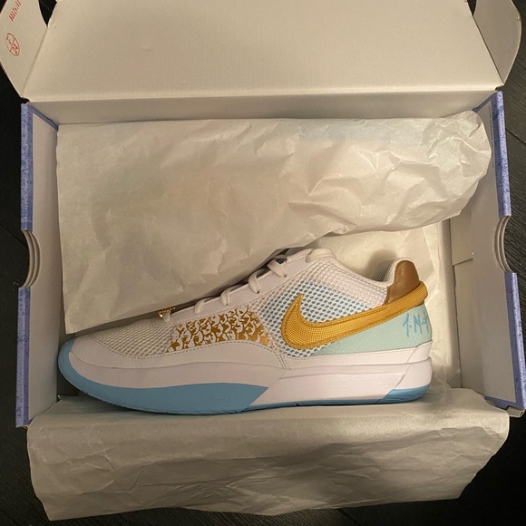 Nike Ja Morant Basketball Shoes - Picture 3 of 5